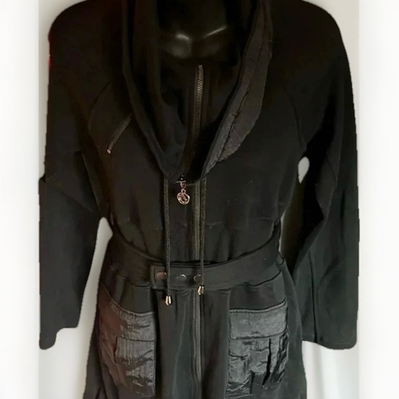 Theme Zip Up Belted Black Jacket Size M - Picture 4 of 14